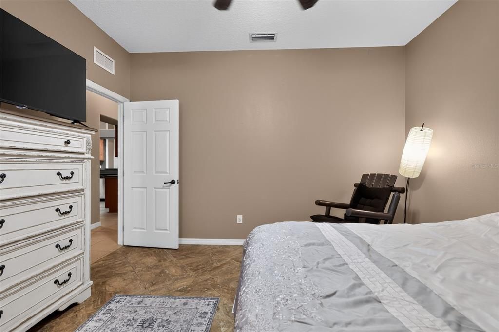 For Sale: $749,000 (4 beds, 2 baths, 2195 Square Feet)