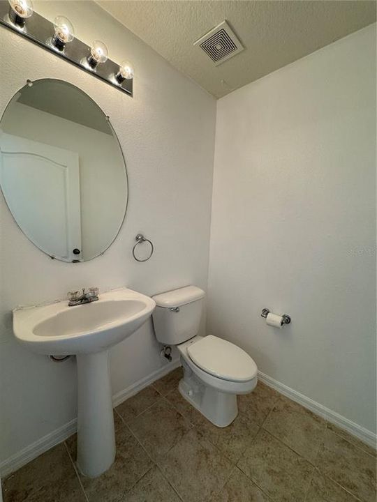 For Rent: $2,000 (3 beds, 2 baths, 1626 Square Feet)