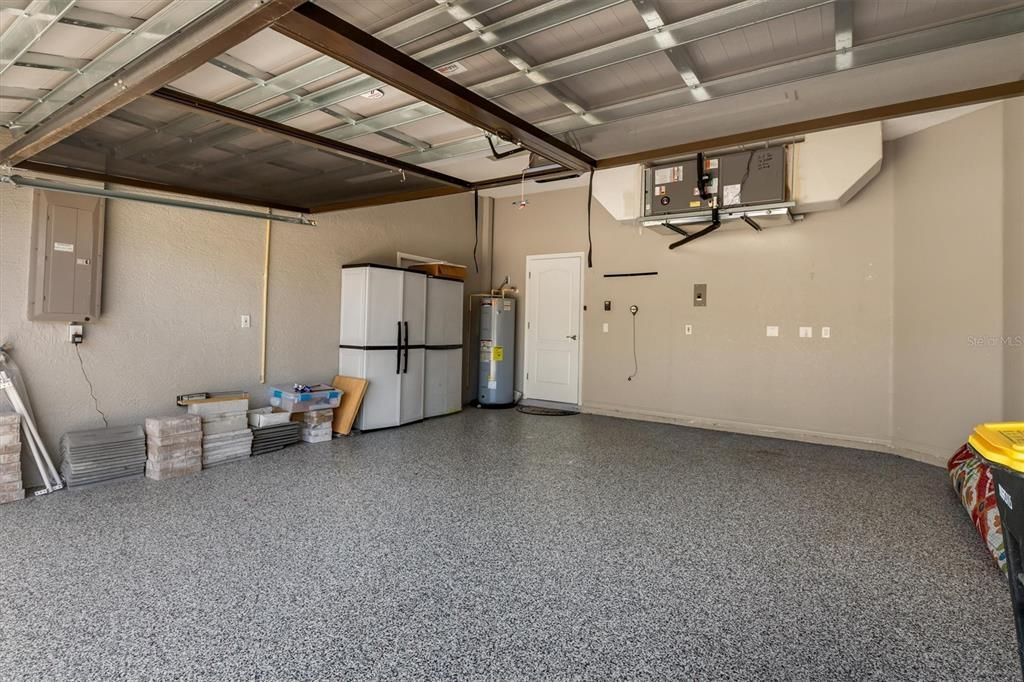 En Venta: $434,500 (3 camas, 2 baños, 1954 Pies cuadrados)