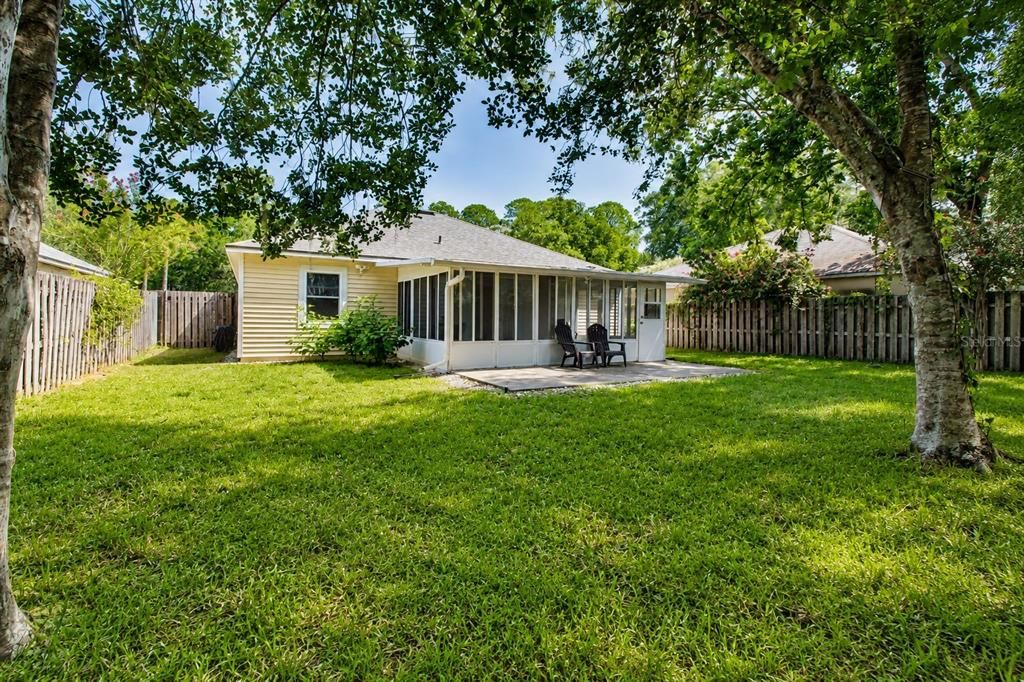For Sale: $279,000 (2 beds, 2 baths, 1148 Square Feet)