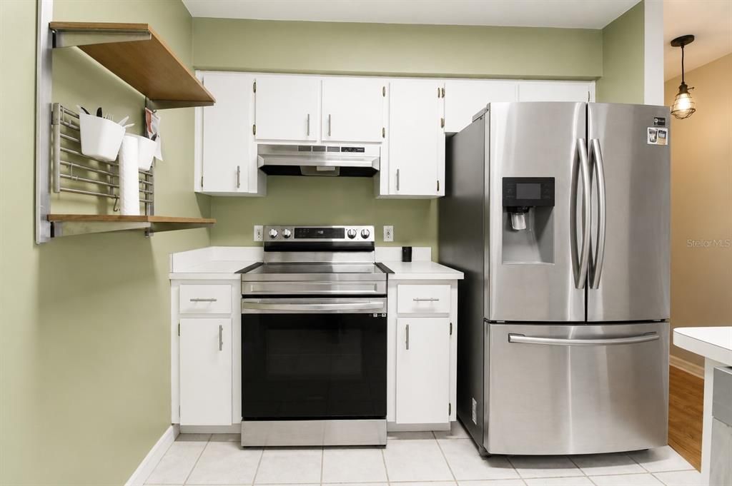 For Sale: $279,000 (2 beds, 2 baths, 1148 Square Feet)