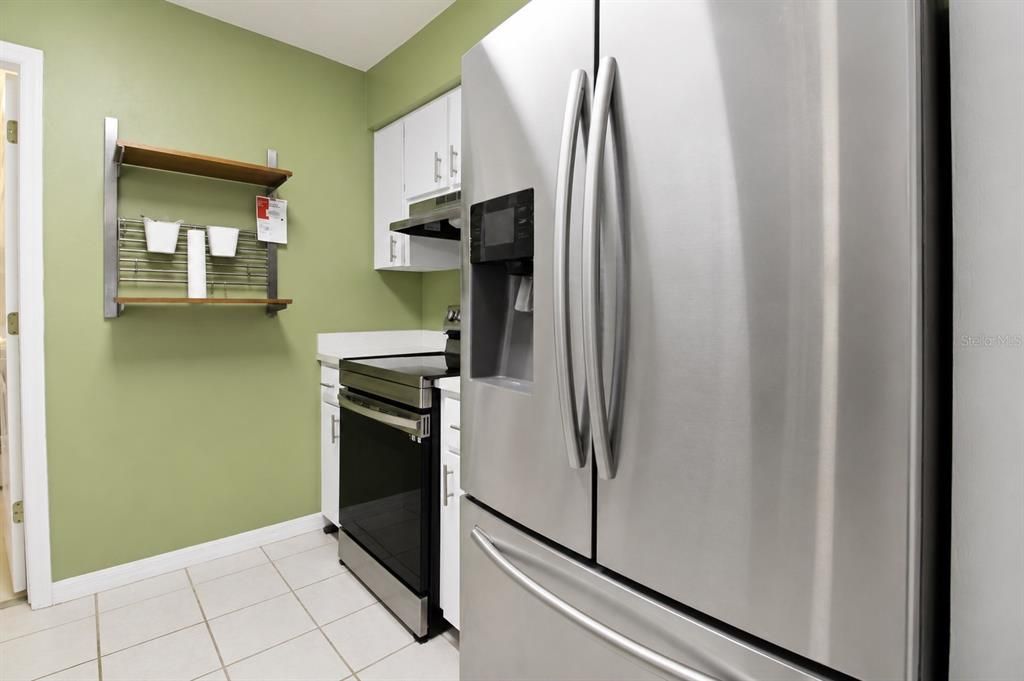 For Sale: $279,000 (2 beds, 2 baths, 1148 Square Feet)