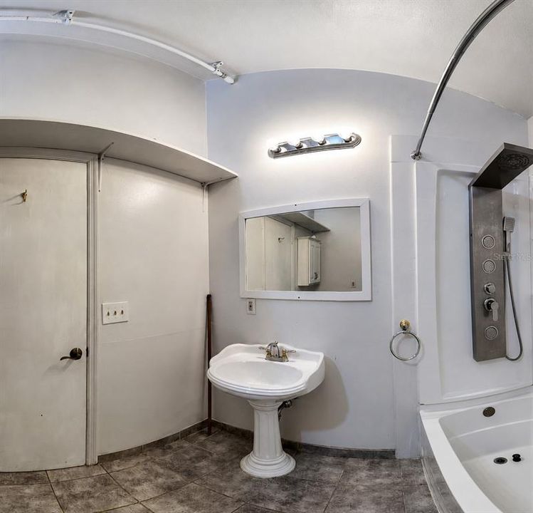 На продажу: $575,000 (3 спален, 3 ванн, 2486 Квадратных фут)
