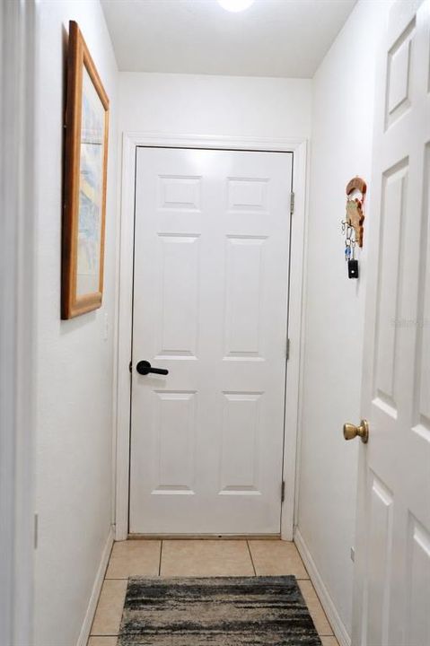 For Sale: $350,000 (3 beds, 2 baths, 1718 Square Feet)