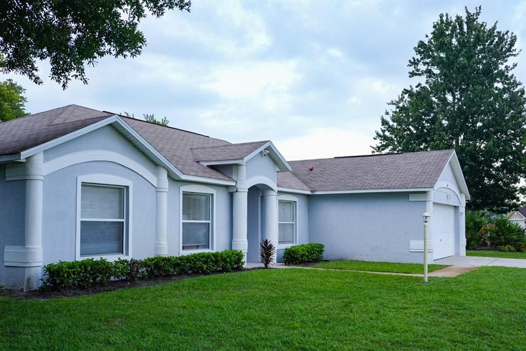 For Sale: $350,000 (3 beds, 2 baths, 1718 Square Feet)