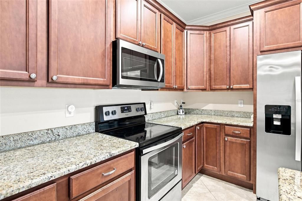 For Sale: $409,900 (4 beds, 2 baths, 1800 Square Feet)