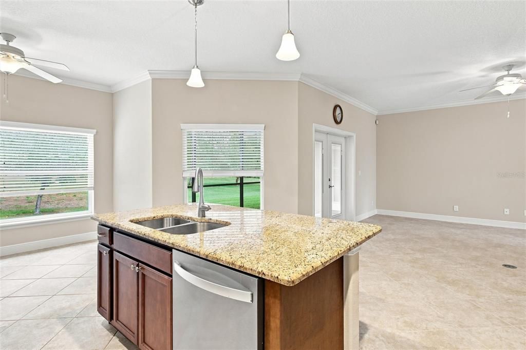For Sale: $409,900 (4 beds, 2 baths, 1800 Square Feet)