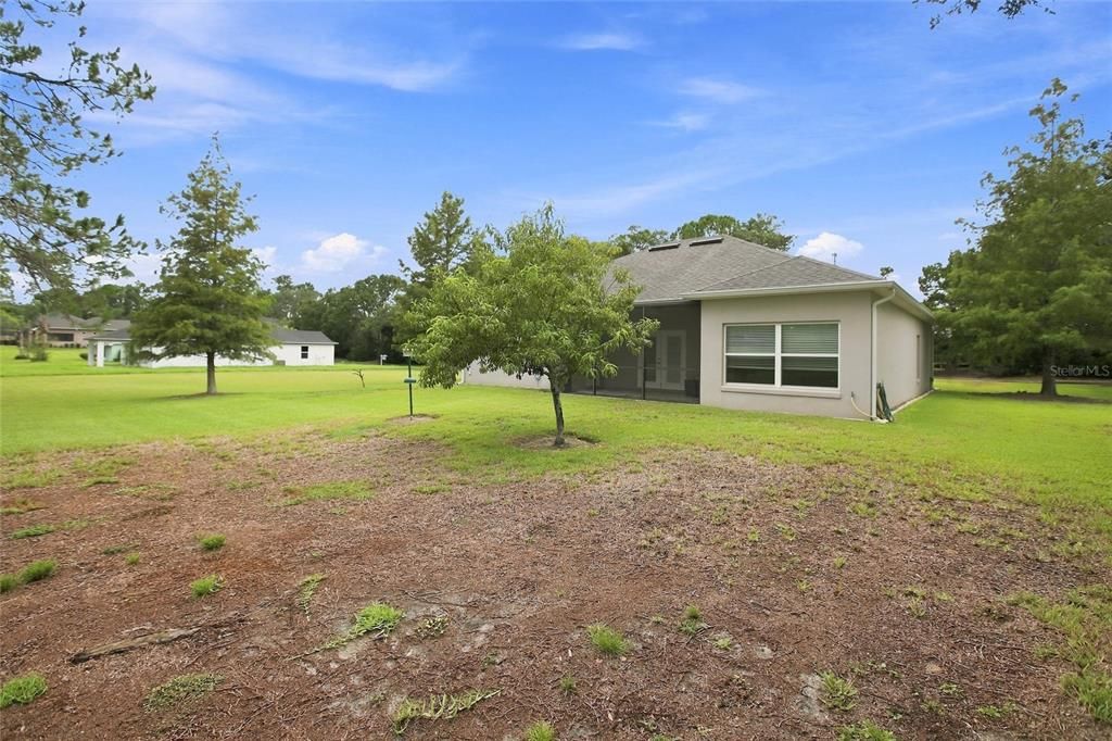 For Sale: $409,900 (4 beds, 2 baths, 1800 Square Feet)