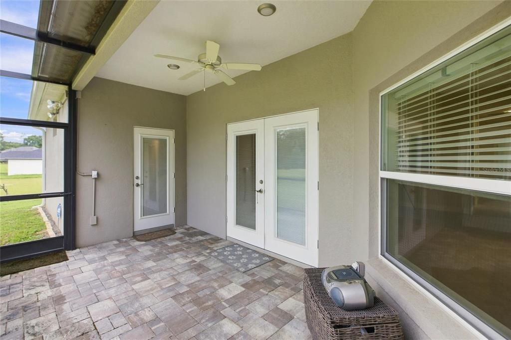 For Sale: $409,900 (4 beds, 2 baths, 1800 Square Feet)