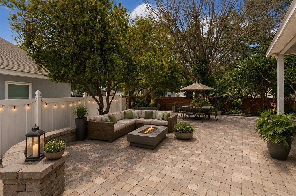 For Sale: $499,000 (4 beds, 2 baths, 2318 Square Feet)