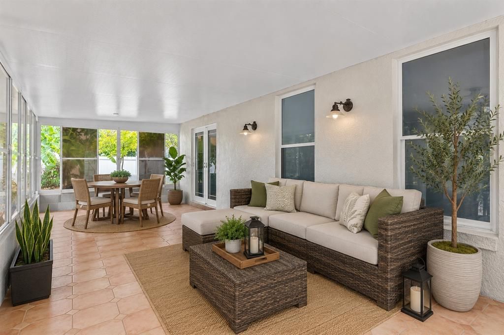 For Sale: $499,000 (4 beds, 2 baths, 2318 Square Feet)