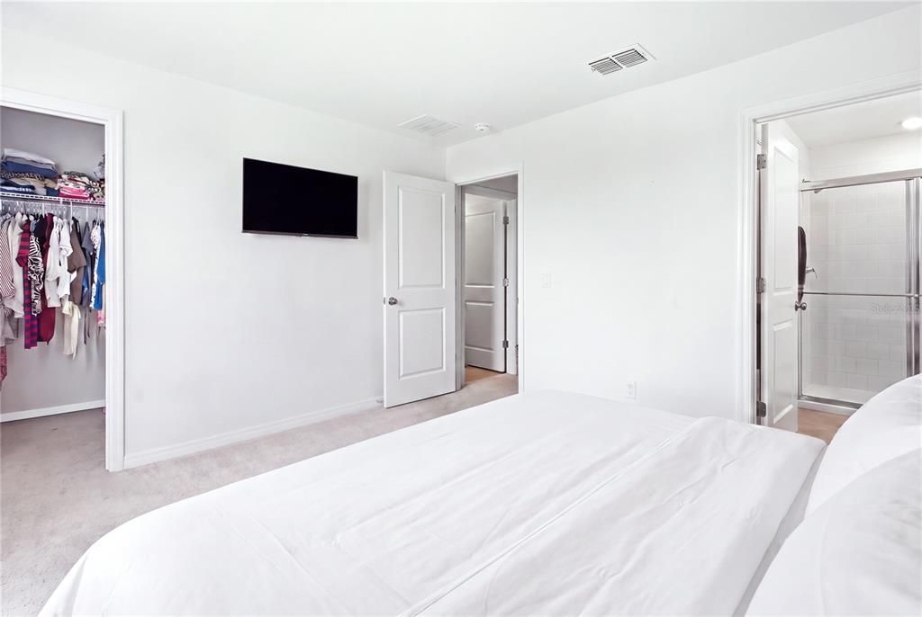 For Sale: $455,000 (3 beds, 2 baths, 1536 Square Feet)