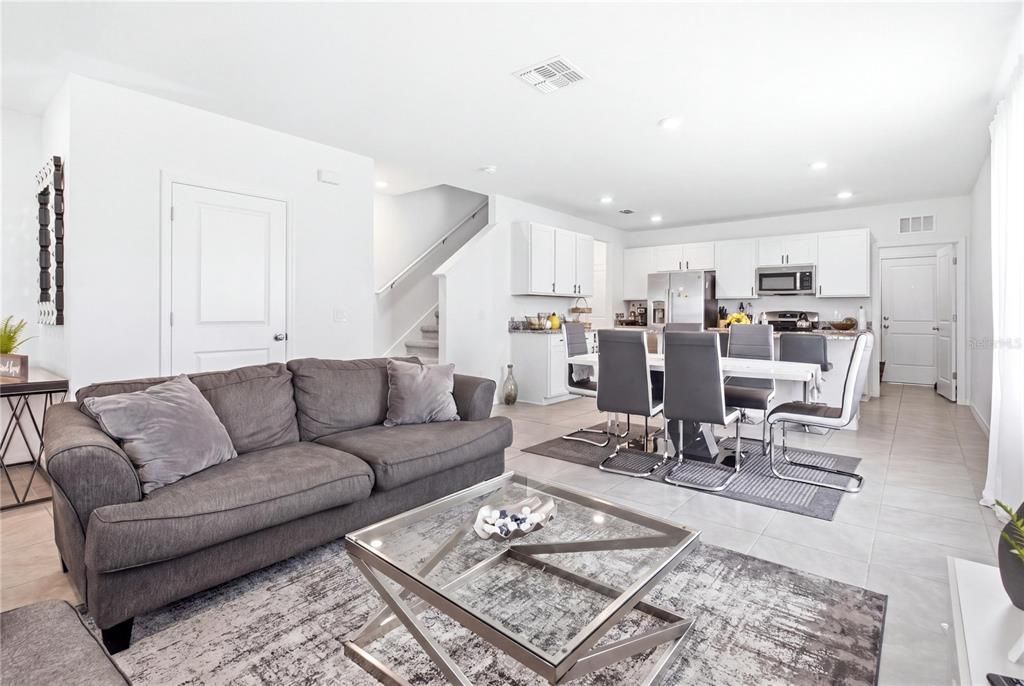For Sale: $455,000 (3 beds, 2 baths, 1536 Square Feet)