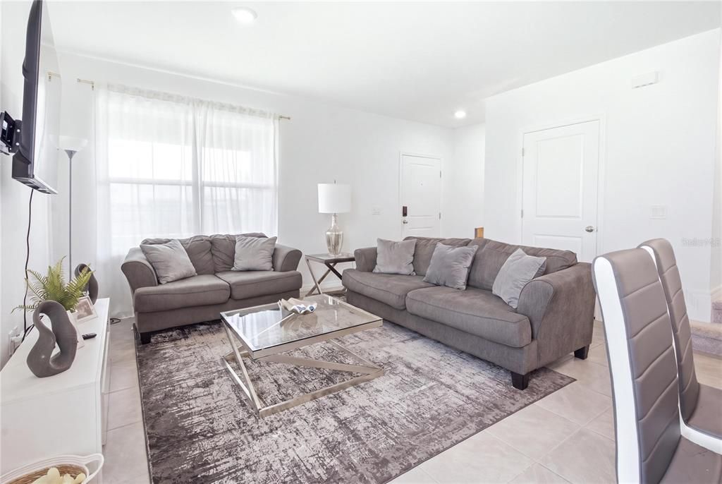 For Sale: $455,000 (3 beds, 2 baths, 1536 Square Feet)