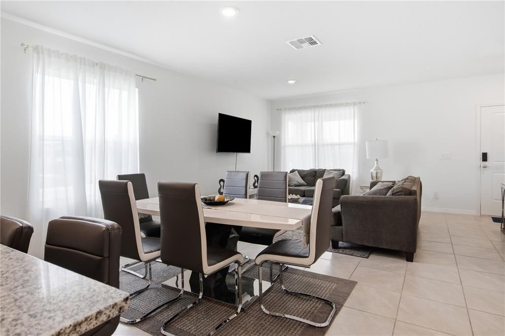 For Sale: $455,000 (3 beds, 2 baths, 1536 Square Feet)