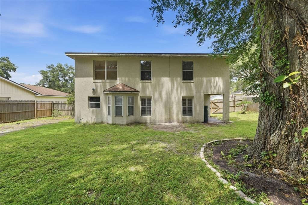 En Venta: $399,900 (4 camas, 2 baños, 2081 Pies cuadrados)