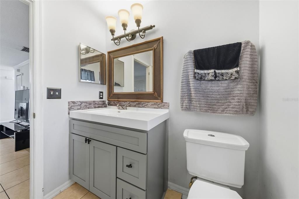 En Venta: $399,900 (4 camas, 2 baños, 2081 Pies cuadrados)