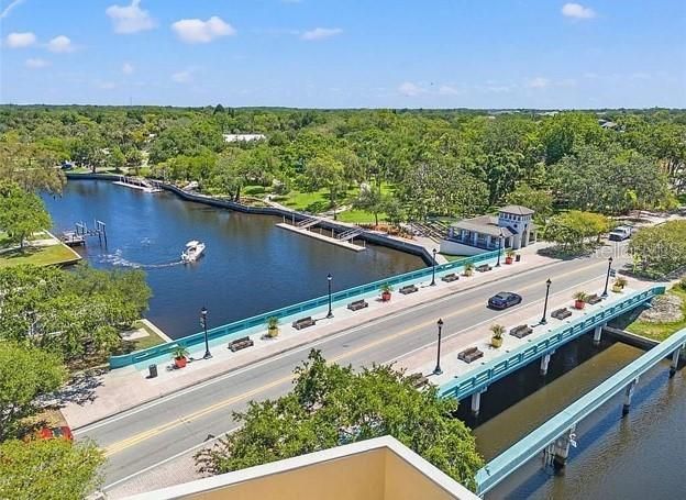 На продажу: $299,900 (3 спален, 3 ванн, 1590 Квадратных фут)