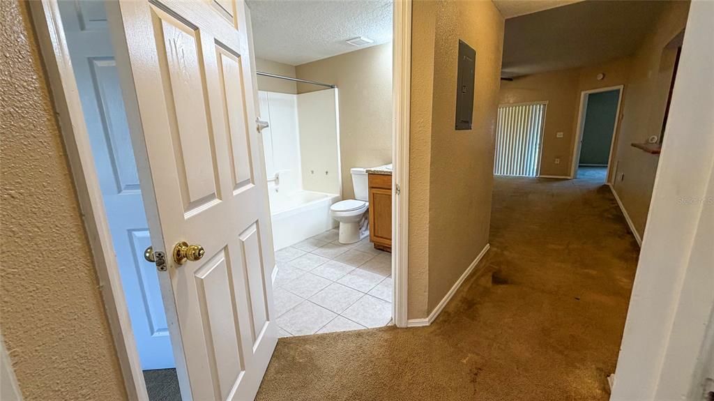 For Sale: $155,500 (3 beds, 2 baths, 1151 Square Feet)