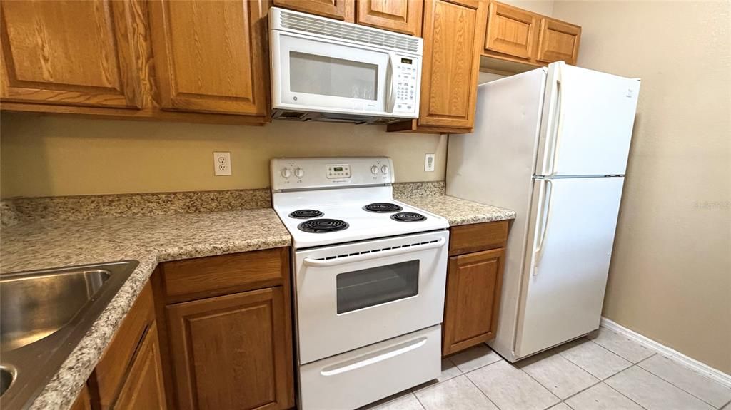 For Sale: $155,500 (3 beds, 2 baths, 1151 Square Feet)