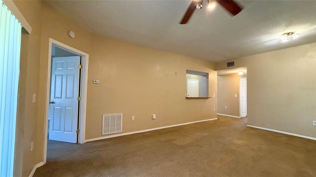 For Sale: $155,500 (3 beds, 2 baths, 1151 Square Feet)