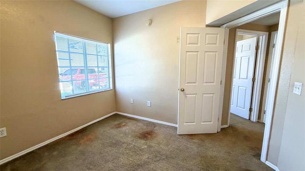 For Sale: $155,500 (3 beds, 2 baths, 1151 Square Feet)