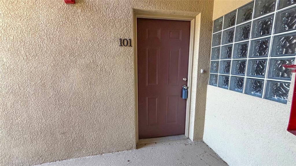 For Sale: $155,500 (3 beds, 2 baths, 1151 Square Feet)