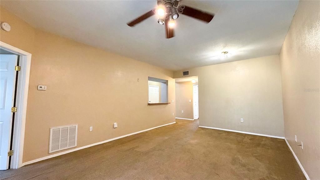 For Sale: $155,500 (3 beds, 2 baths, 1151 Square Feet)