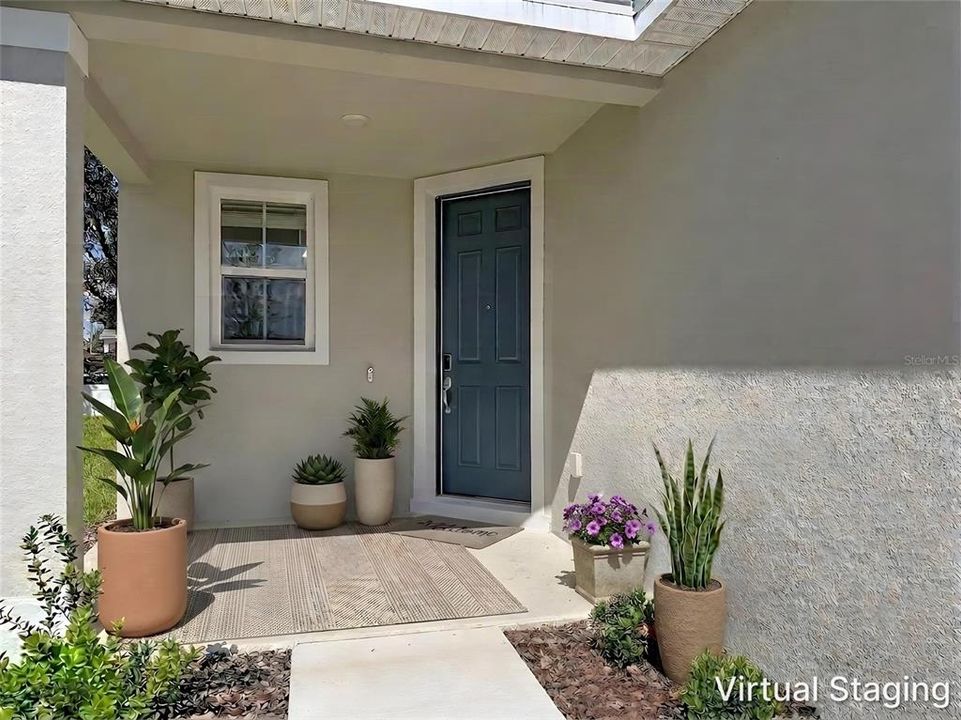 For Rent: $2,600 (4 beds, 3 baths, 2170 Square Feet)