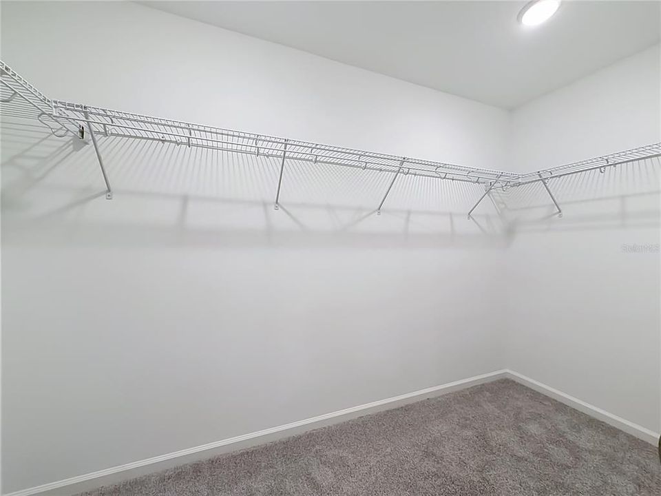 For Rent: $2,600 (4 beds, 3 baths, 2170 Square Feet)