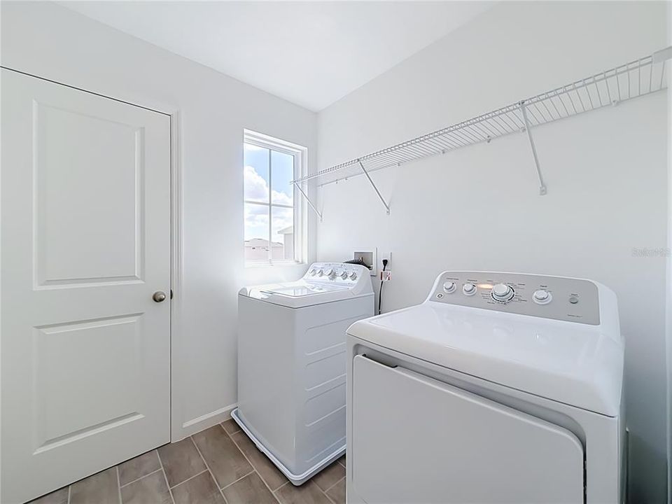 For Rent: $2,600 (4 beds, 3 baths, 2170 Square Feet)