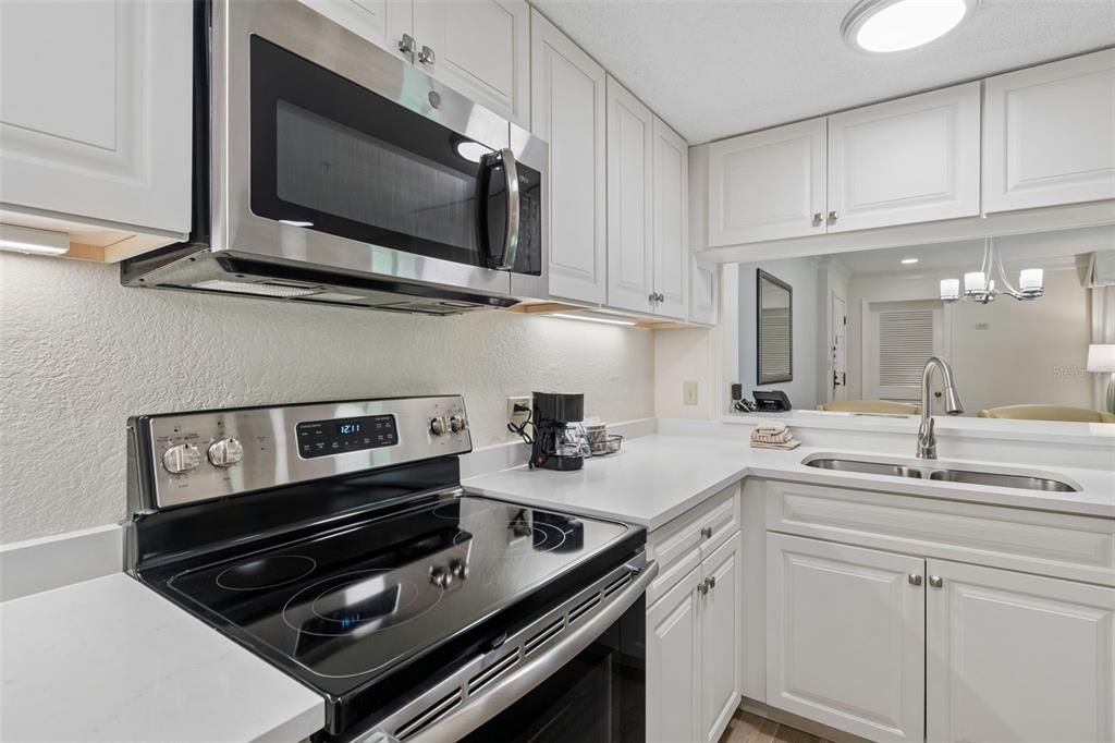 En Venta: $259,900 (1 camas, 1 baños, 825 Pies cuadrados)