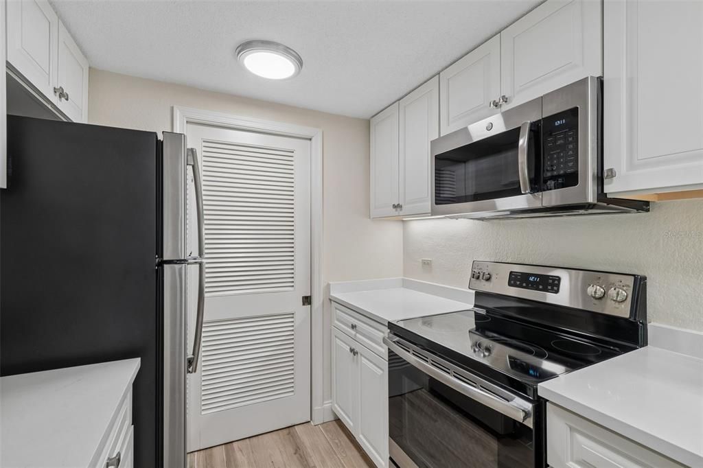 En Venta: $259,900 (1 camas, 1 baños, 825 Pies cuadrados)