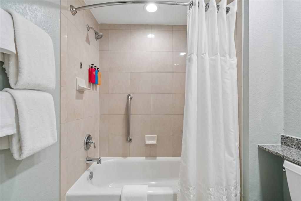 En Venta: $259,900 (1 camas, 1 baños, 825 Pies cuadrados)