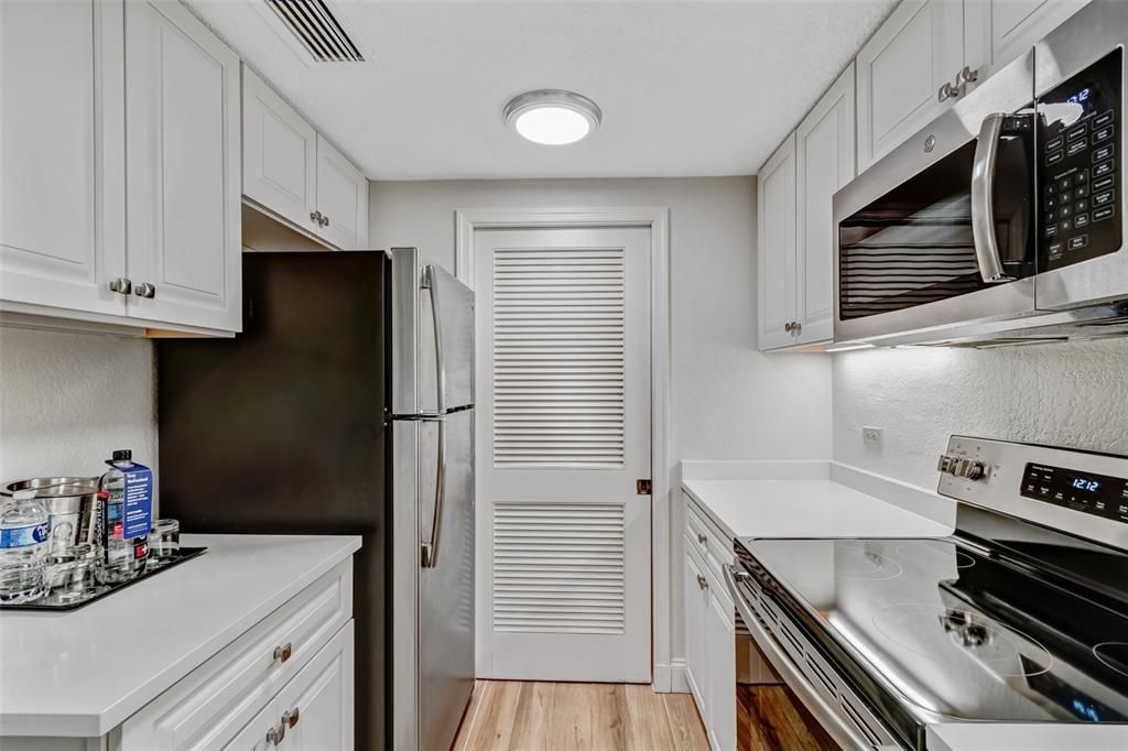 En Venta: $259,900 (1 camas, 1 baños, 825 Pies cuadrados)