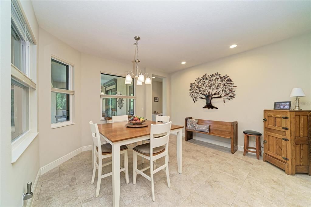 For Sale: $780,000 (4 beds, 3 baths, 2674 Square Feet)
