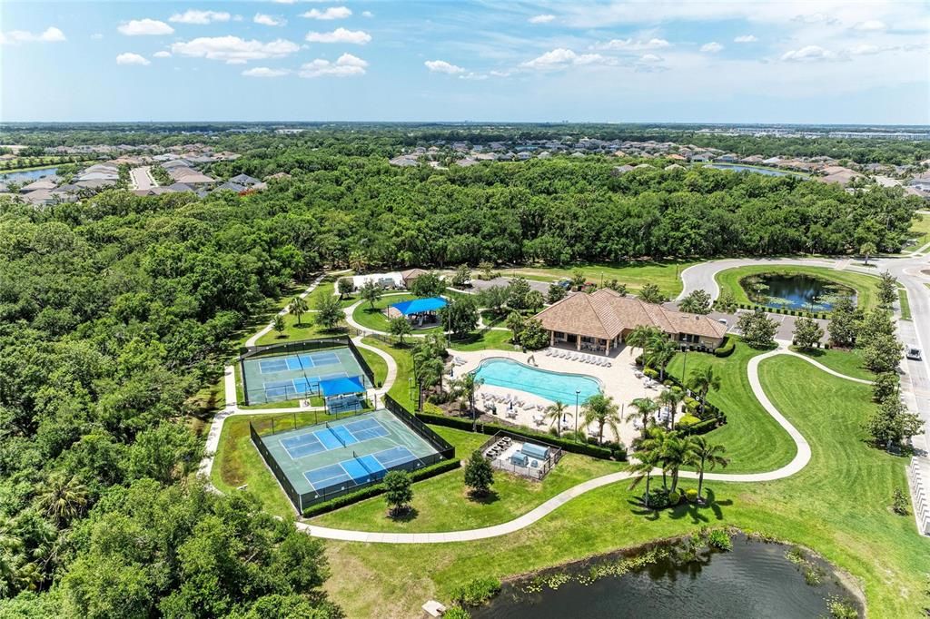 For Sale: $780,000 (4 beds, 3 baths, 2674 Square Feet)