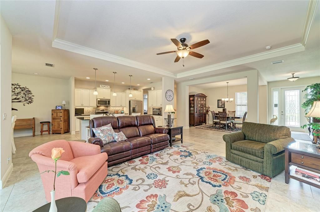 For Sale: $780,000 (4 beds, 3 baths, 2674 Square Feet)