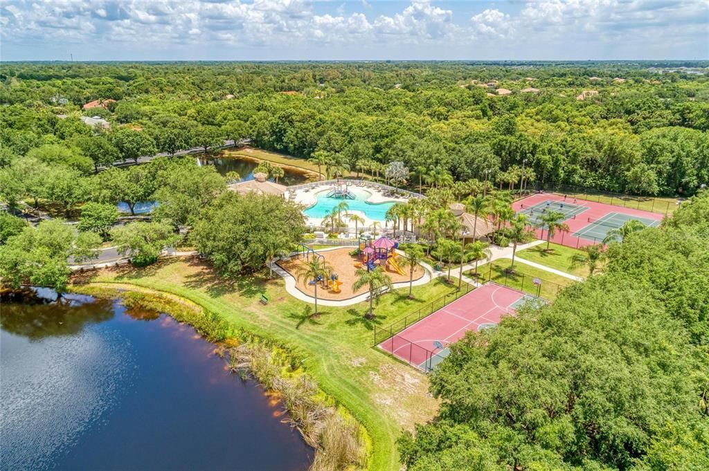 For Sale: $780,000 (4 beds, 3 baths, 2674 Square Feet)