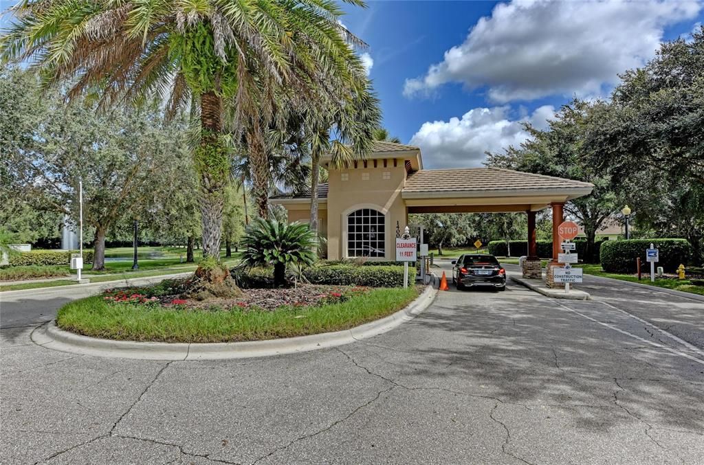 For Sale: $780,000 (4 beds, 3 baths, 2674 Square Feet)