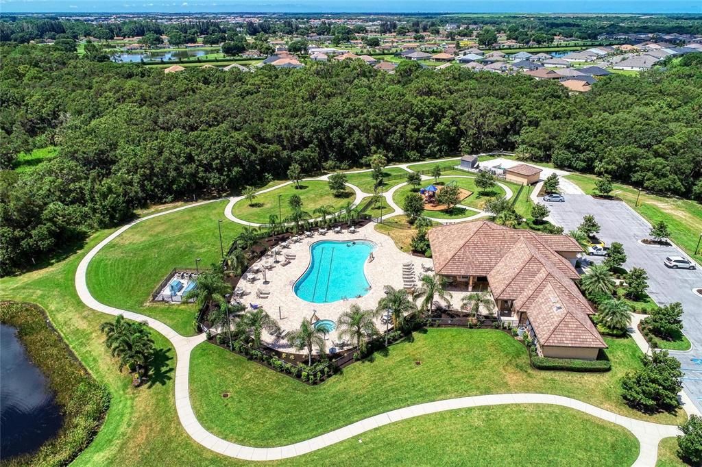 For Sale: $780,000 (4 beds, 3 baths, 2674 Square Feet)