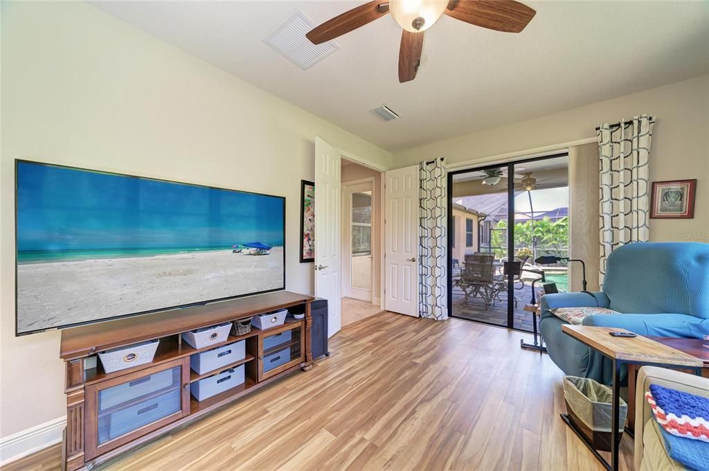 For Sale: $780,000 (4 beds, 3 baths, 2674 Square Feet)
