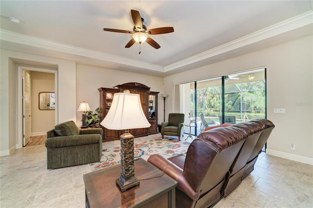 For Sale: $780,000 (4 beds, 3 baths, 2674 Square Feet)