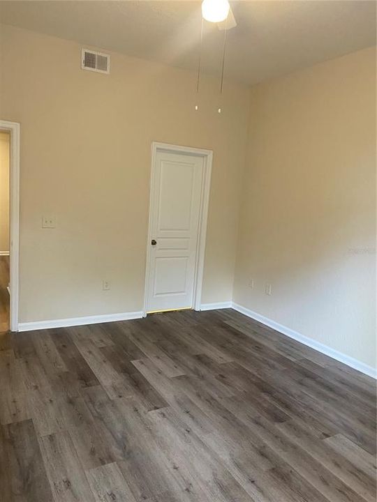 For Rent: $1,325 (1 beds, 1 baths, 780 Square Feet)