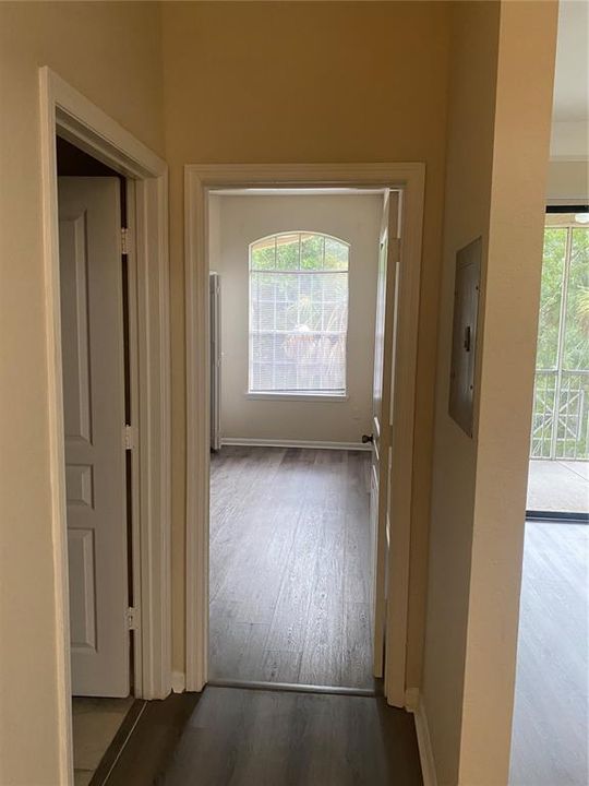 For Rent: $1,325 (1 beds, 1 baths, 780 Square Feet)