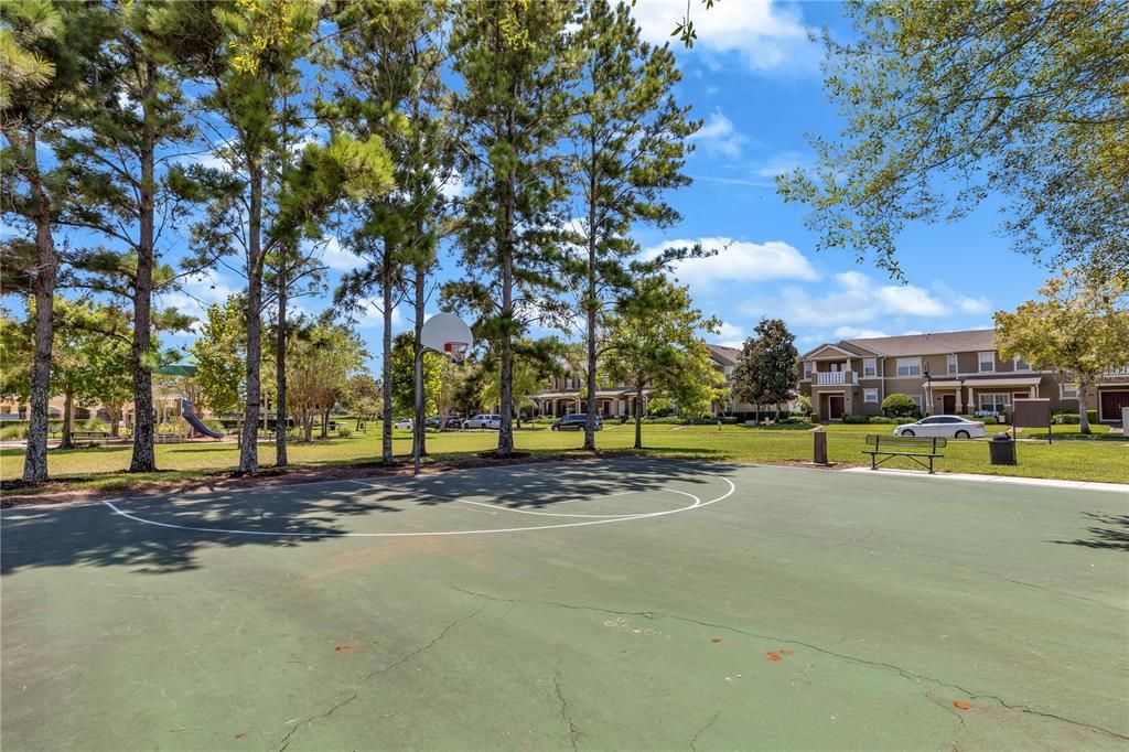 For Sale: $529,999 (4 beds, 3 baths, 1928 Square Feet)