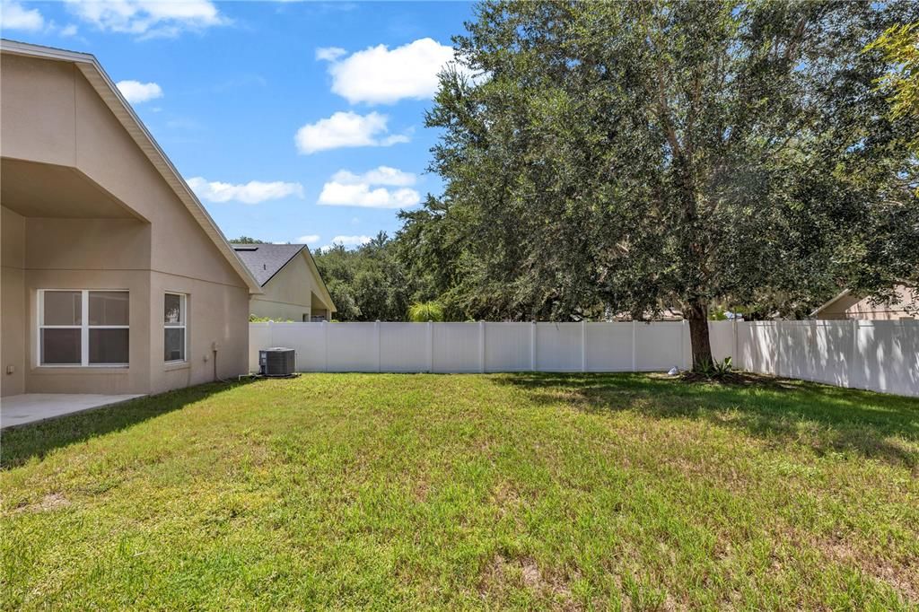 For Sale: $529,999 (4 beds, 3 baths, 1928 Square Feet)