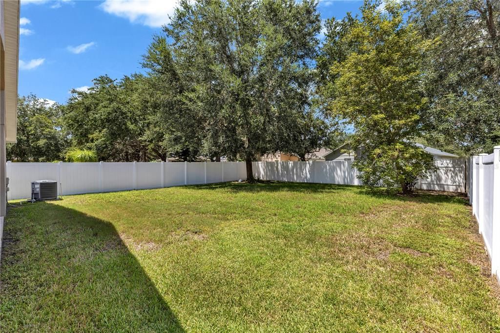 For Sale: $529,999 (4 beds, 3 baths, 1928 Square Feet)