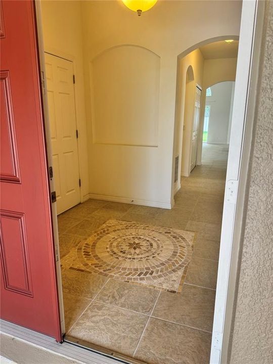 For Sale: $529,999 (4 beds, 3 baths, 1928 Square Feet)