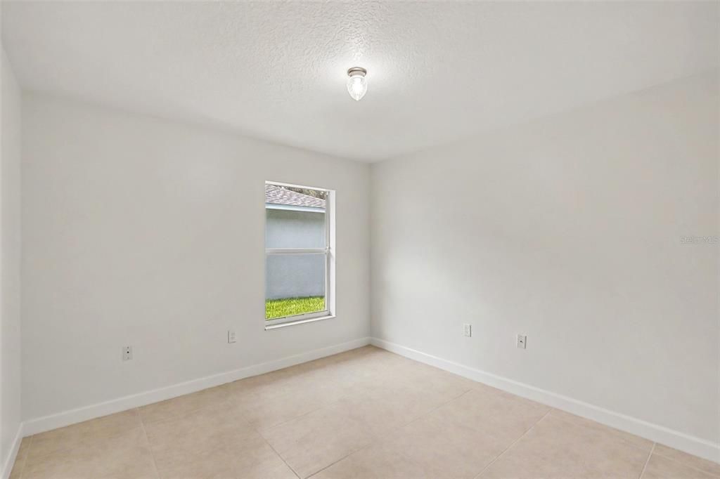 For Sale: $309,900 (3 beds, 2 baths, 1321 Square Feet)